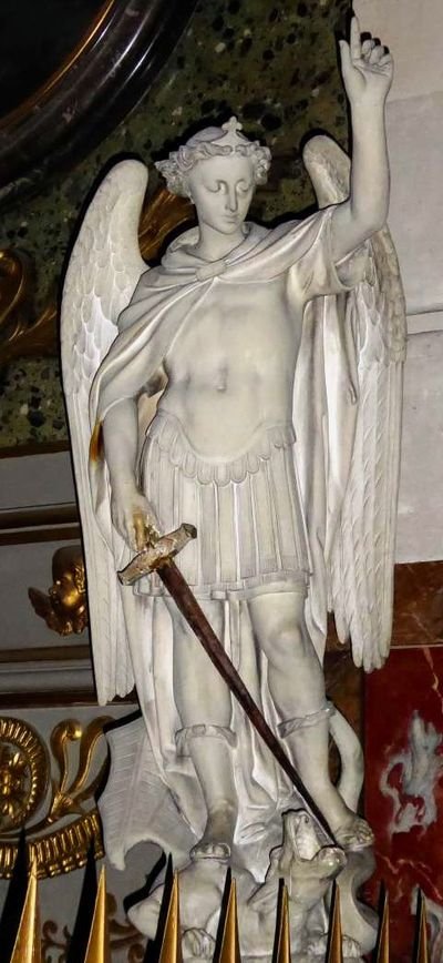 Statue de Saint Michel - Église de Saint Roch - Paris